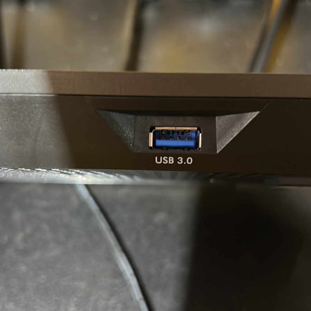 NetGear Nighthawk Wi-Fi Router - Picture 3 of 7